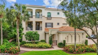 2805 Tiburon BLVD E 102, Naples, FL 34109