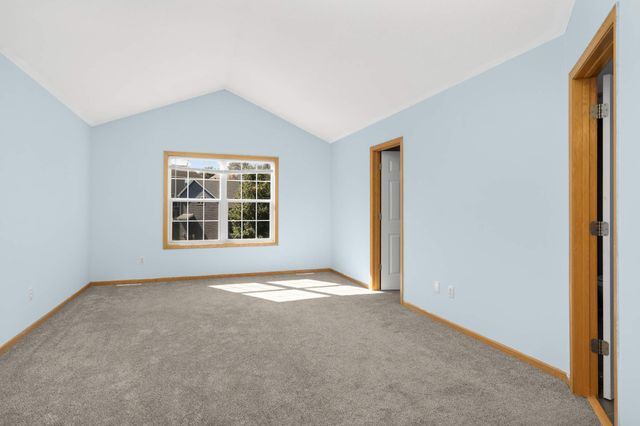 17440 49th Ave N, Plymouth, MN 55446