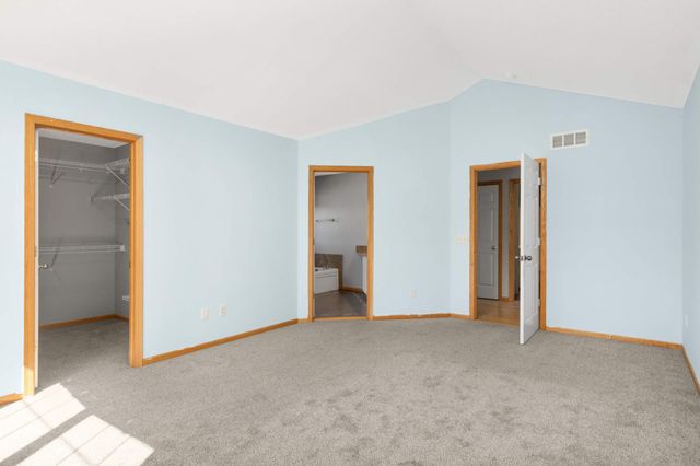 17440 49th Ave N, Plymouth, MN 55446