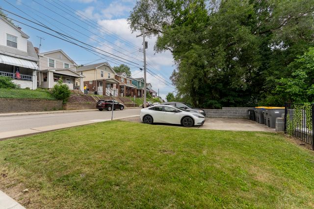 3031 Pinehurst Ave, Dormont, PA 15216