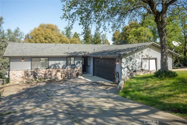 11 Cove Court, Oroville, CA 95966