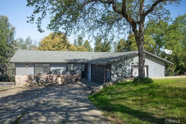 11 Cove Court, Oroville, CA 95966