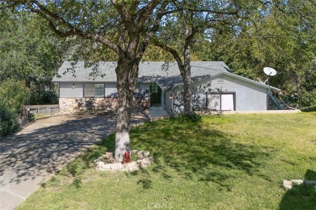 11 Cove Court, Oroville, CA 95966