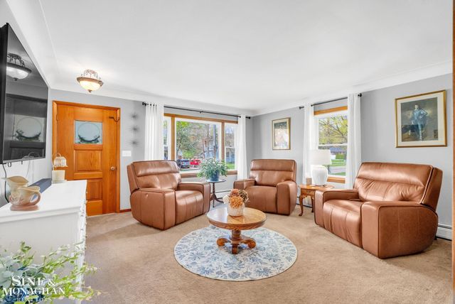 718 N Ninth Street, St Clair, MI 48079