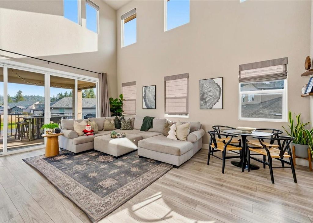 508 Chase Ct, Colfax, CA 95713