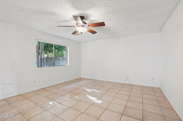 4323 W BLOOMFIELD Road, Glendale, AZ 85304