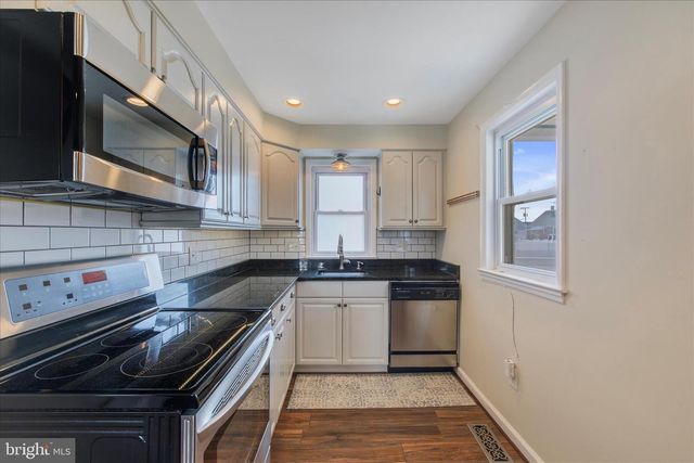 168 MEADOW RD, Pasadena, MD 21122