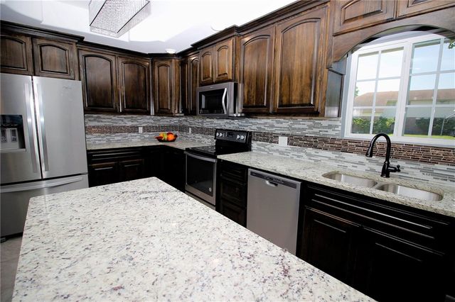 4202 Nicklaus, Corpus Christi, TX 78413