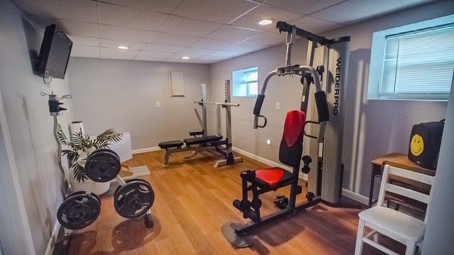 27 Grandview Drive, West Warwick, RI 02893