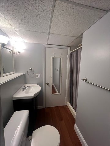 27 Grandview Drive, West Warwick, RI 02893