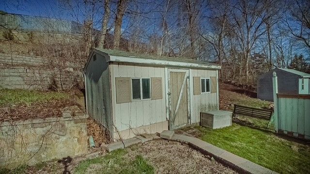 27 Grandview Drive, West Warwick, RI 02893