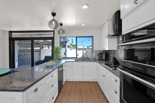 7742 E VERNON Avenue, Scottsdale, AZ 85257