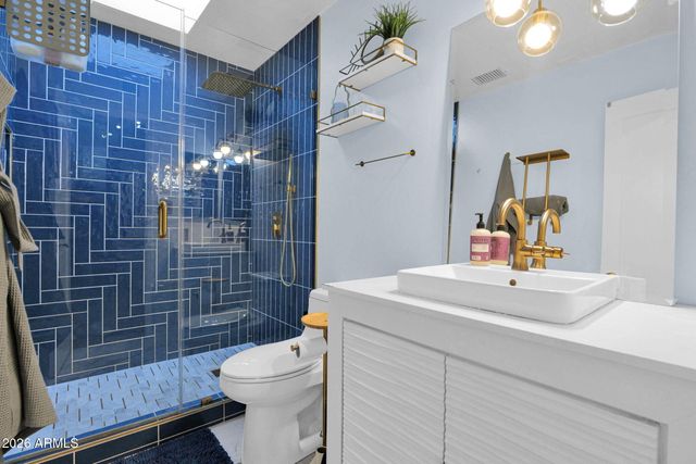 7742 E VERNON Avenue, Scottsdale, AZ 85257