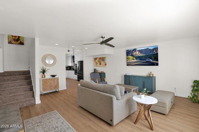 7742 E VERNON Avenue, Scottsdale, AZ 85257