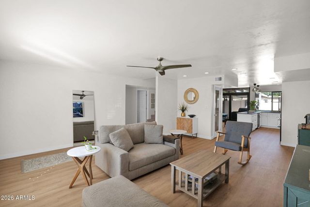 7742 E VERNON Avenue, Scottsdale, AZ 85257