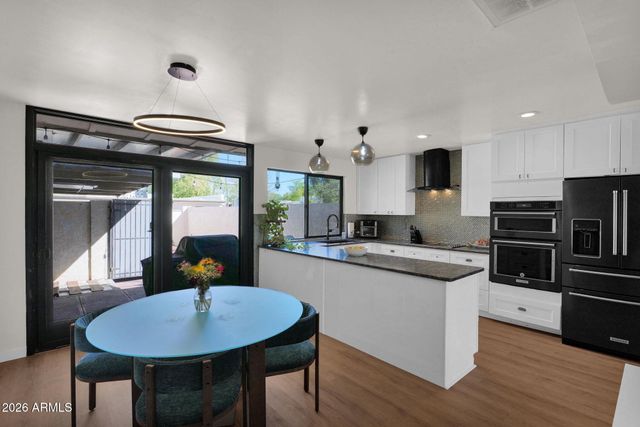 7742 E VERNON Avenue, Scottsdale, AZ 85257