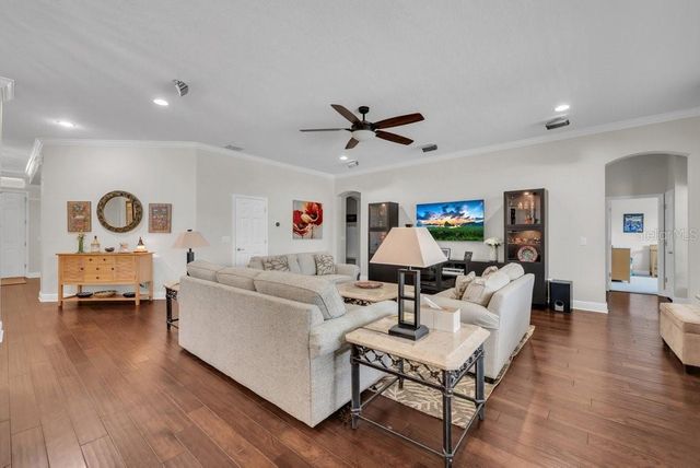 1221 CADENCE COURT, Brandon, FL 33511