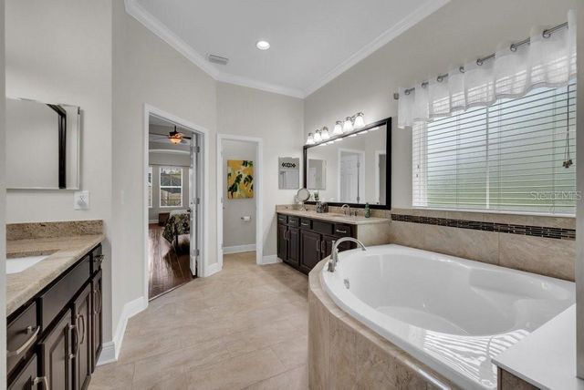 1221 CADENCE COURT, Brandon, FL 33511