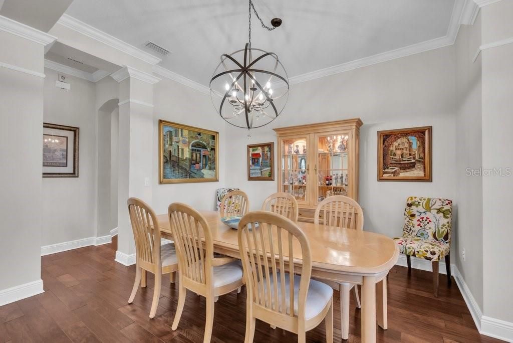 Image 8 of property listing at 1221 CADENCE COURT, Brandon, FL 33511