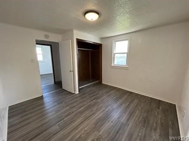 340 Park Avenue, Lockport City, NY 14094