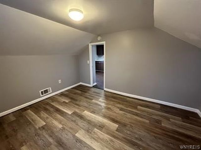 340 Park Avenue, Lockport City, NY 14094