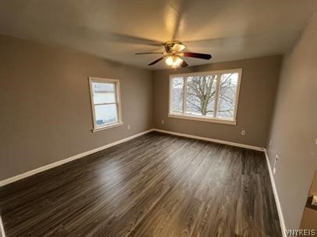 340 Park Avenue, Lockport City, NY 14094