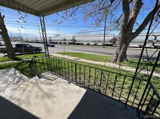 340 Park Avenue, Lockport City, NY 14094