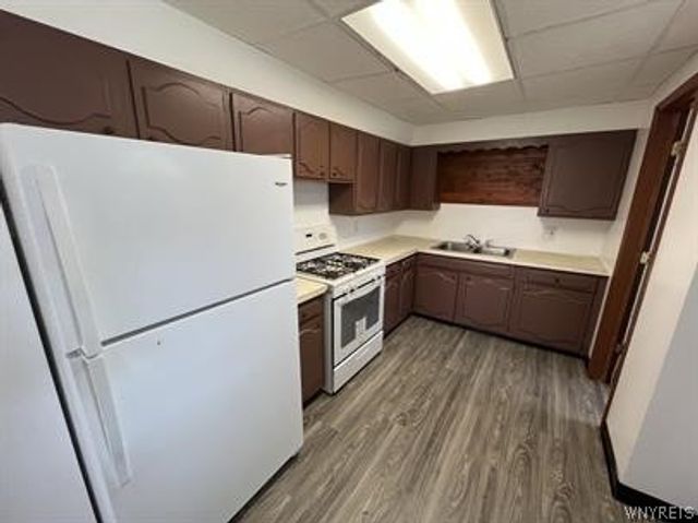 340 Park Avenue, Lockport City, NY 14094