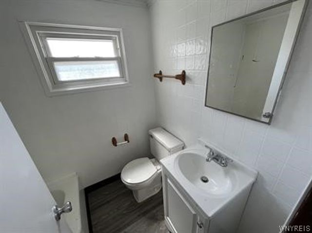 340 Park Avenue, Lockport City, NY 14094