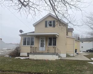 340 Park Avenue, Lockport City, NY 14094