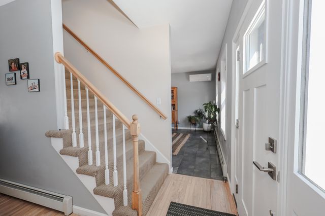 10 Jade Drive, Danville, NH 03819