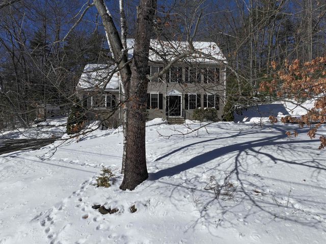 10 Jade Drive, Danville, NH 03819