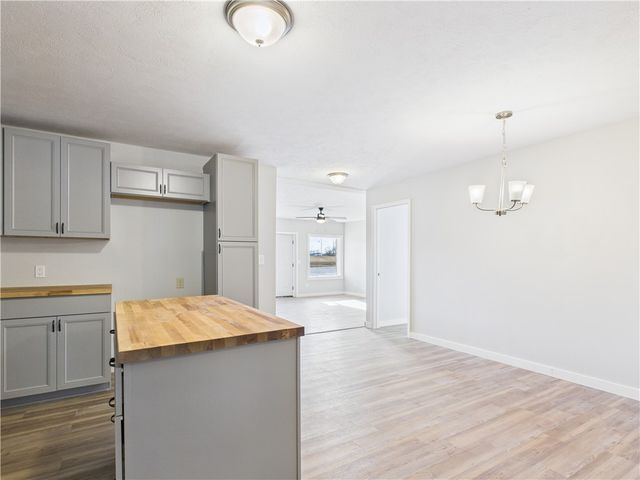 9513 62 Highway, Harrison, AR 72601