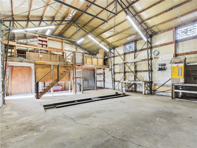 9513 62 Highway, Harrison, AR 72601