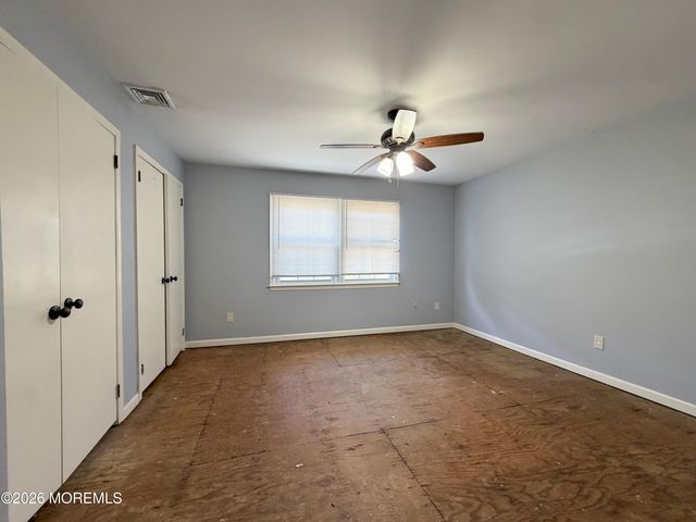 35 Ruth Place, Eatontown, NJ 07724