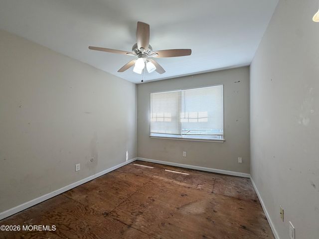 35 Ruth Place, Eatontown, NJ 07724
