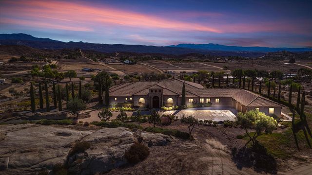 39375 San Ignacio Road, Hemet, CA 92544