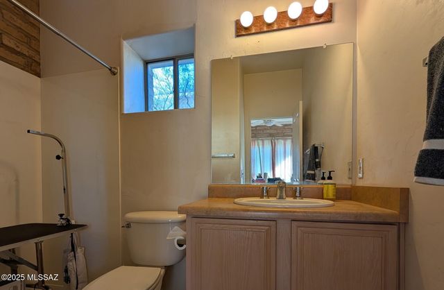 3007 N Gaia Place, Tucson, AZ 85745