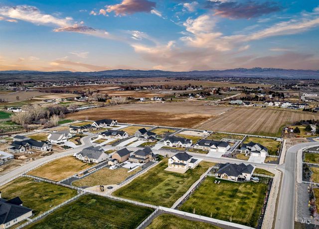 24329 Bay Rum Way, Middleton, ID 83644