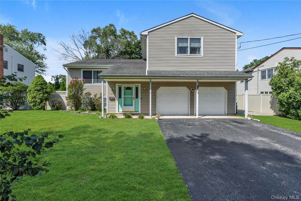 23 Dale Lane, Smithtown, NY 11787 — exterior