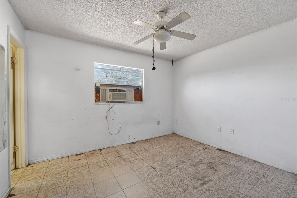 Image 5 of property listing at 540 PINE COURT, Altamonte Springs, FL 32714