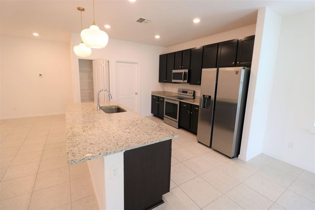 311 Sandstone Dr, St Augustine, FL 32086