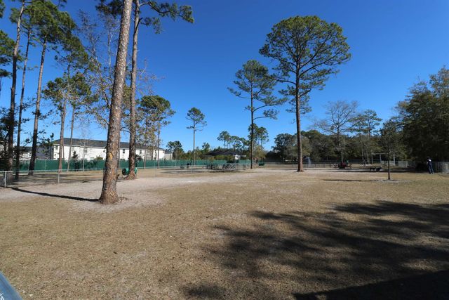 311 Sandstone Dr, St Augustine, FL 32086