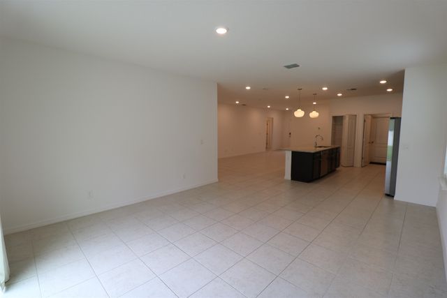 311 Sandstone Dr, St Augustine, FL 32086