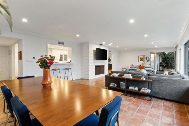 7806 Via Capri, La Jolla, CA 92037