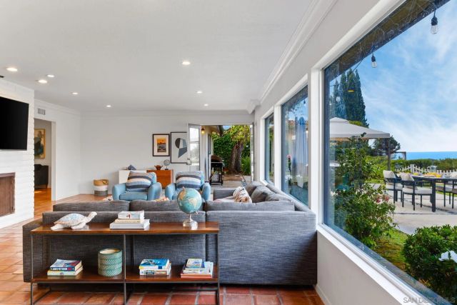 7806 Via Capri, La Jolla, CA 92037
