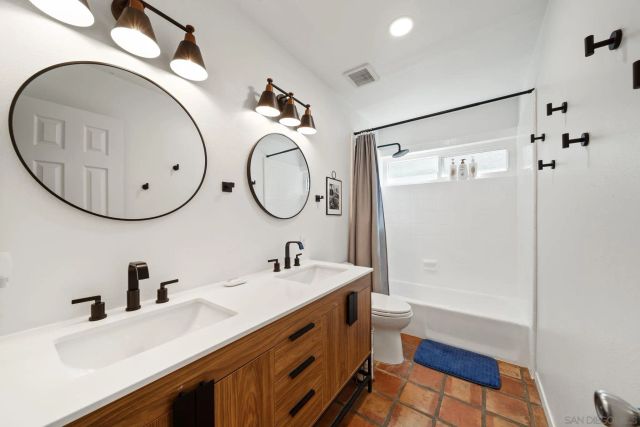 7806 Via Capri, La Jolla, CA 92037
