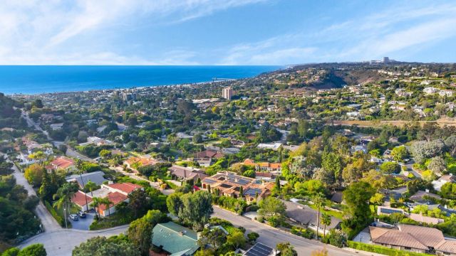7806 Via Capri, La Jolla, CA 92037