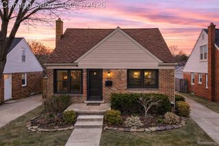 1162 W 11 Mile Road, Berkley, MI 48072