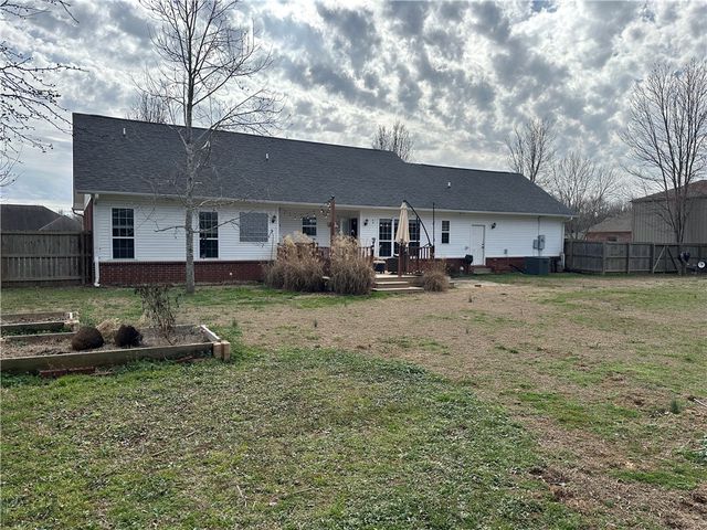 40 Daniel Drive, Conway, AR 72032